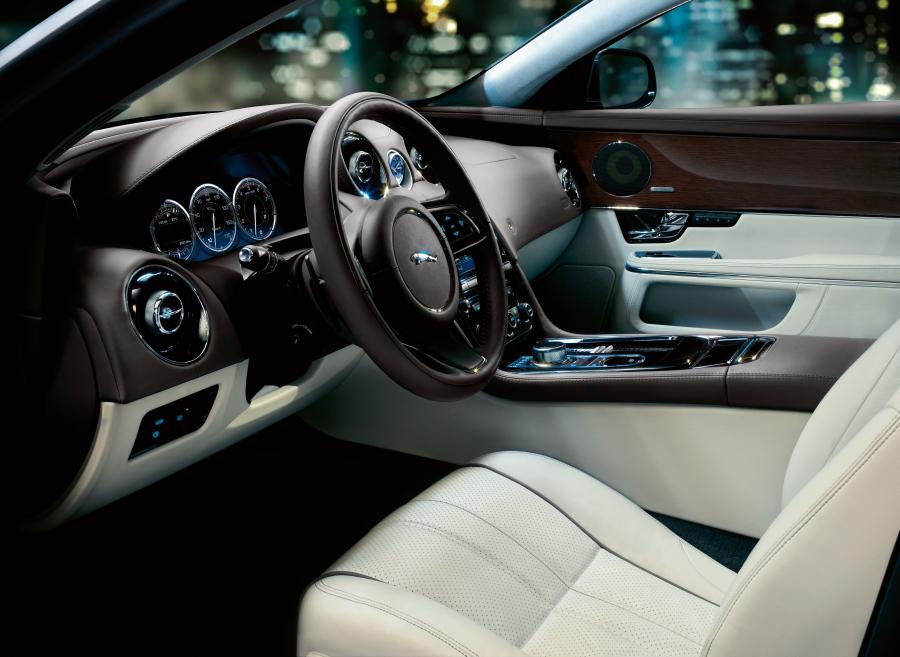  Jaguar XJ 2009 года  (фото 61 из 142)